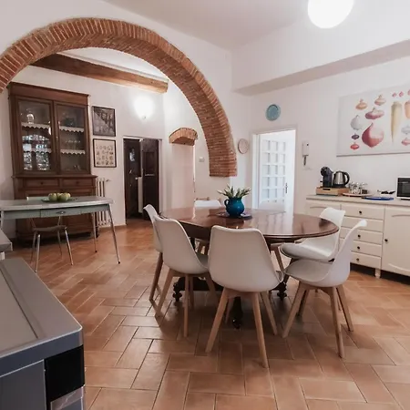 Donna Laura - Tatil Evi *