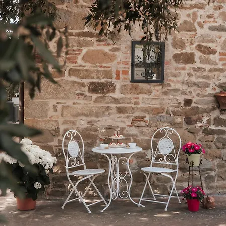 Donna Laura - Tatil Evi